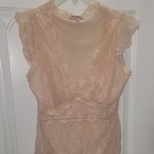 Peach Lace Cap-Sleeve V-Neck Blouse